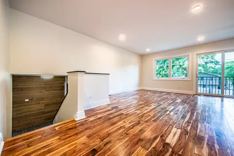Living - 1665 Highland Blvd, Hoffman Estates, IL 60169 photo 9 of 13