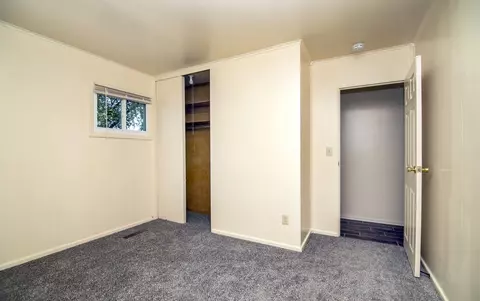 Bedroom - 294 N Taylor Ave, Kankakee, IL 60901 photo 3 of 4