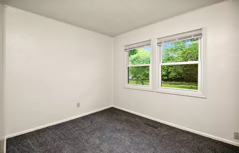 Bedroom - 294 N Taylor Ave, Kankakee, IL 60901 photo 1 of 4