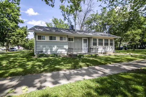 294 N Taylor Ave, Kankakee, IL 60901