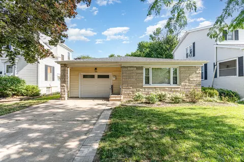 1109 Taylor St, Joliet, IL 60435
