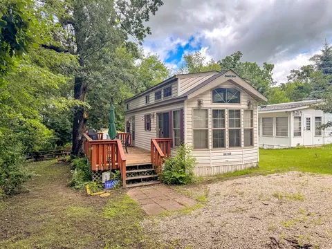 26153 Woodhaven, Sublette, IL 61367