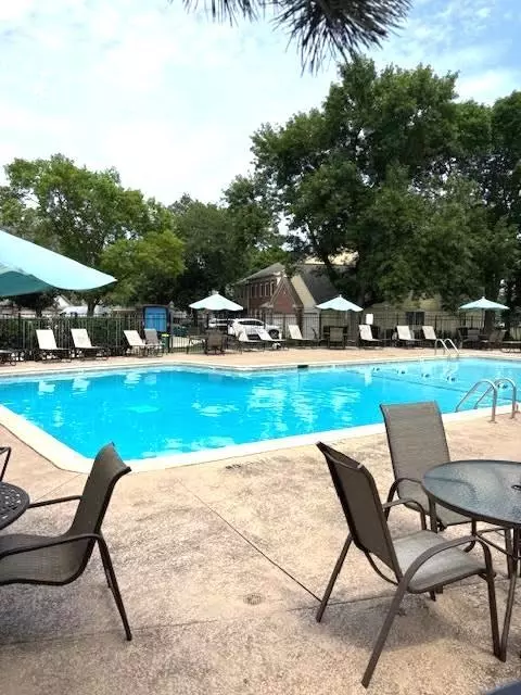 Exterior - 1620 Hadley Ct #A2, Wheeling, IL 60090 photo 5 of 5
