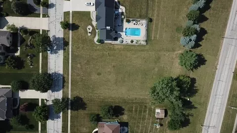 12921 Shelly Ln, Plainfield, IL 60585 photo 8
