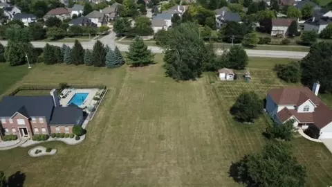12921 Shelly Ln, Plainfield, IL 60585 photo 4