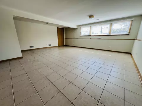 Other - 189 Ambleside Rd, Des Plaines, IL 60016 photo 2 of 15