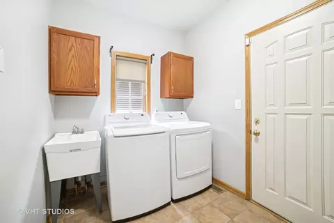 313 S Commonwealth Ave, Elgin, IL 60123 photo 8