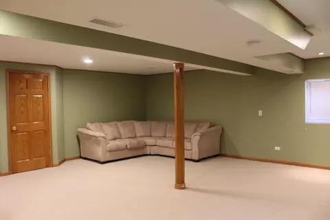 Living - 1098 Clover Hill Ln, Elgin, IL 60120 photo 4 of 4
