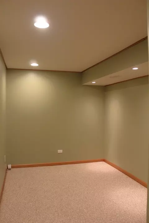 Other - 1098 Clover Hill Ln, Elgin, IL 60120 photo 5 of 13