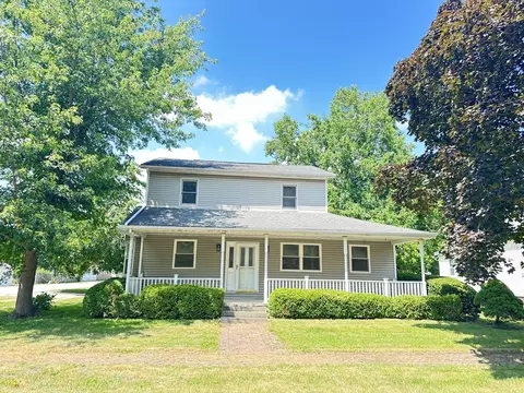 101 E Illinois St, Mansfield, IL 61854