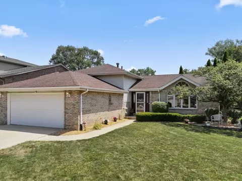 17019 Danielle Ct, Oak Forest, IL 60452