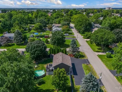 View/Area - Undisclosed, Mchenry, IL 60050 photo 5 of 8