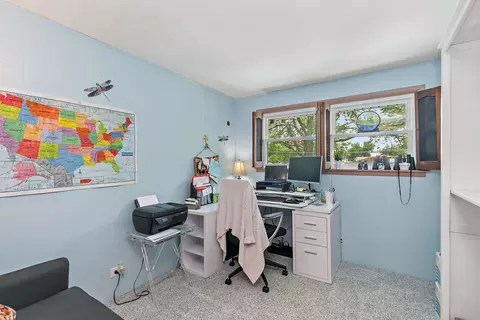 222 Dulles Rd, Des Plaines, IL 60016 photo 15