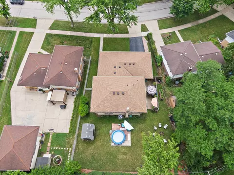 222 Dulles Rd, Des Plaines, IL 60016 photo 27