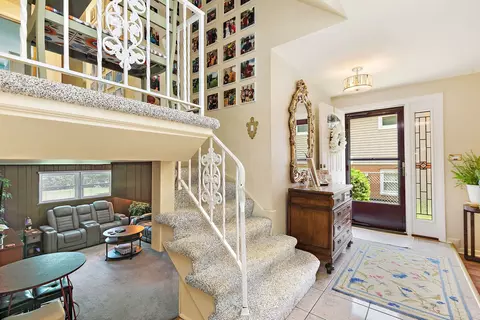 222 Dulles Rd, Des Plaines, IL 60016 photo 11