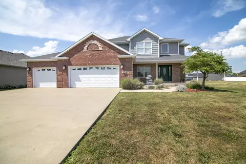 585 Chase Ct, Bourbonnais, IL 60914