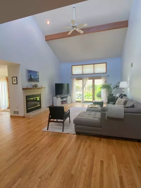 2 Spinnaker Ct, Third Lake, IL 60030 photo 5