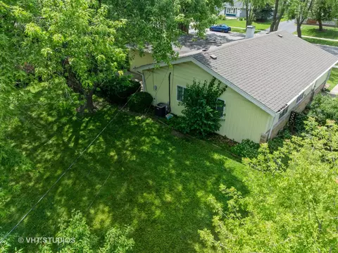 Exterior - 185 Princeton St, Hoffman Estates, IL 60169 photo 6 of 6