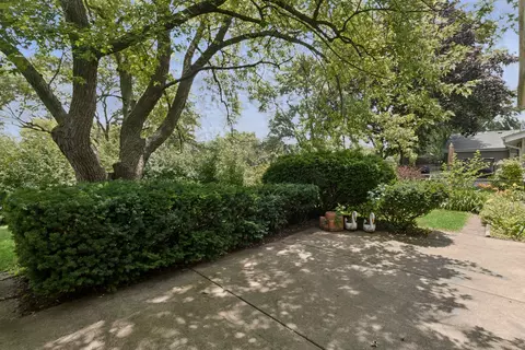 Exterior - 185 Princeton St, Hoffman Estates, IL 60169 photo 4 of 6