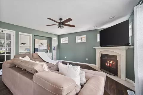 Living - 1706 Fraser Dr, Normal, IL 61761 photo 2 of 3