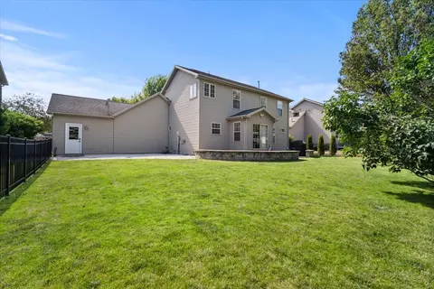 Exterior - 1706 Fraser Dr, Normal, IL 61761 photo 5 of 5
