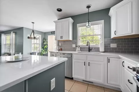 Kitchen - 1706 Fraser Dr, Normal, IL 61761 photo 3 of 5