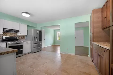 Other - 401 Sunset Dr, Le Roy, IL 61752 photo 2 of 7