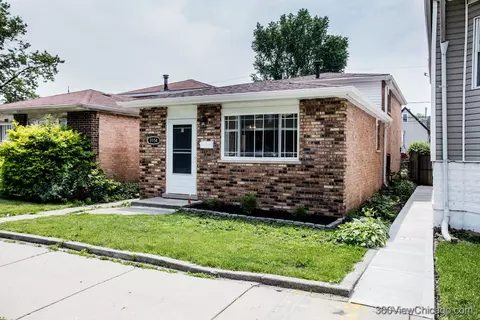 9154 S Luella Ave, Chicago, IL 60617