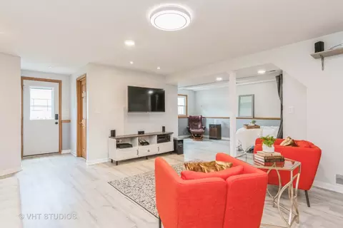 Living - 1122 Coolidge Ave, Wheaton, IL 60189 photo 2 of 2