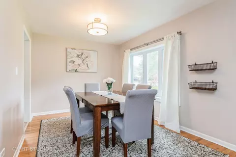 Dining - 1122 Coolidge Ave, Wheaton, IL 60189 photo 1 of 1