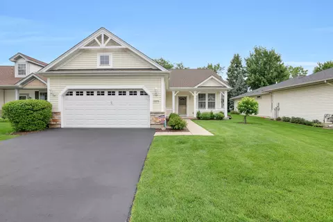 13273 Stonebridge Ln, Huntley, IL 60142