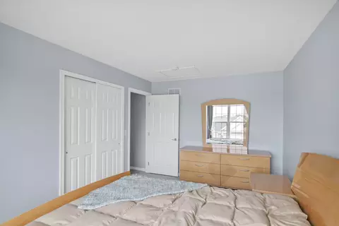 Bedroom - 3848 Valhalla Dr, Elgin, IL 60124 photo 7 of 7