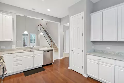 Entry Way - 3848 Valhalla Dr, Elgin, IL 60124 photo 1 of 1