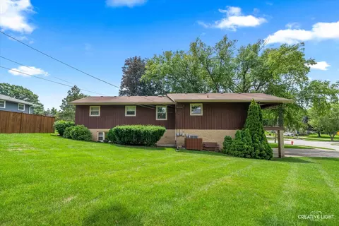 1672 Kimberly Ave, Elgin, IL 60123 photo 27
