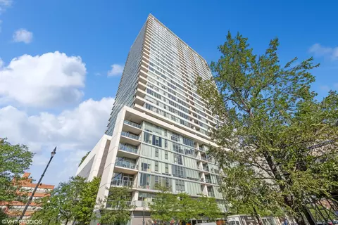 1720 S Michigan Ave #305, Chicago, IL 60616