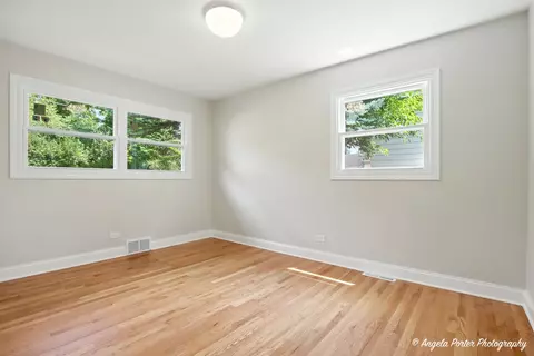 Bedroom - 964 Brookside Ln, Deerfield, IL 60015 photo 2 of 4