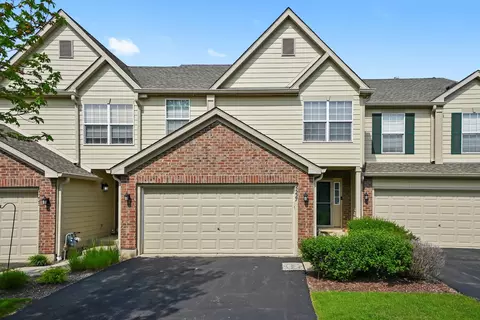 5227 Cobblers Xing #5227, Mchenry, IL 60050