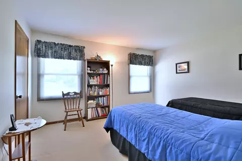 Bedroom - 16 W611 87th St, Willowbrook, IL 60527 photo 1 of 6