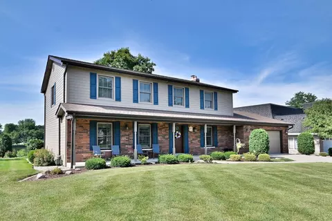 Exterior - 16 W611 87th St, Willowbrook, IL 60527 photo 1 of 8