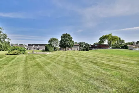 Exterior - 16 W611 87th St, Willowbrook, IL 60527 photo 8 of 8