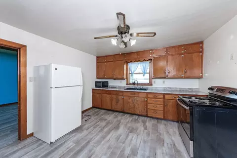 722 E Bennington St, Toluca, IL 61369 photo 9