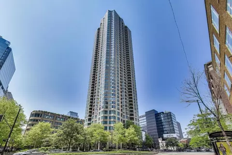 400 N La Salle Dr #1607, Chicago, IL 60654