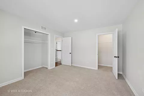 Bedroom - 1744 Linneman St, Glenview, IL 60025 photo 3 of 3