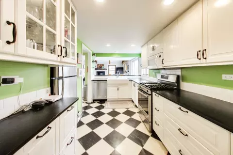 Kitchen - Undisclosed, Northbrook, IL 60062 photo 1 of 3