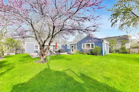 Exterior - Undisclosed, Northbrook, IL 60062 photo 7 of 9