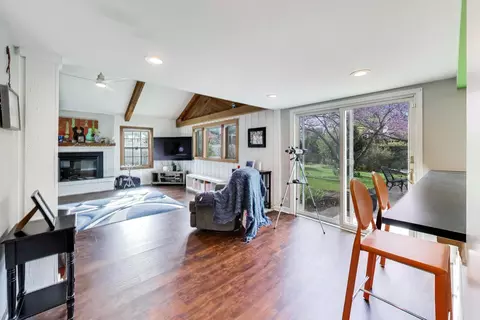 Other - Undisclosed, Northbrook, IL 60062 photo 2 of 4