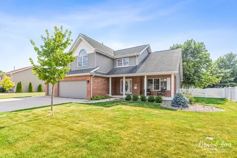 281 S Elm St, Manteno, IL 60950