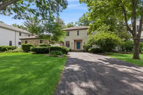 208 Bonnie Brae Rd, Hinsdale, IL 60521