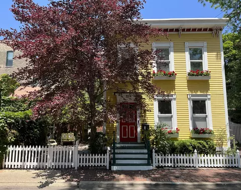 314 W Menomonee St, Chicago, IL 60614