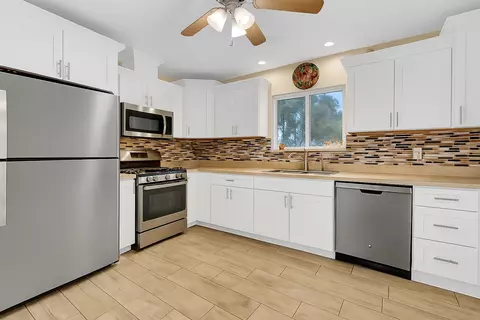 Kitchen - 15929 Lorel Ave, Oak Forest, IL 60452 photo 1 of 1